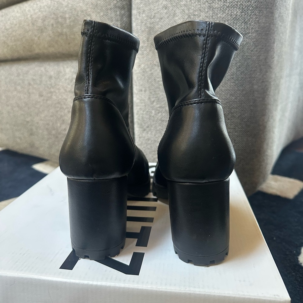 Black Zipper Ankle Boots - Picture 2 of 3
